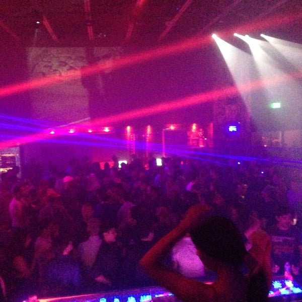 Foto scattata a House Nightclub da Andrew B. il 10/19/2014