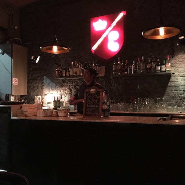 Foto diambil di Conde Sándwich Bar oleh Andrew B. pada 11/5/2016