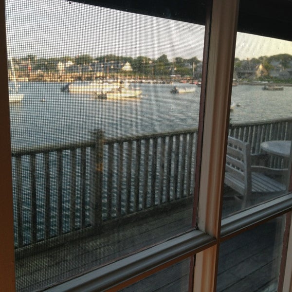 Foto diambil di The Cottages at Nantucket Boat Basin oleh Sarah R. pada 7/14/2013