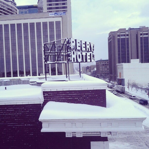 1/28/2013 tarihinde Hailey B.ziyaretçi tarafından Peery Hotel'de çekilen fotoğraf