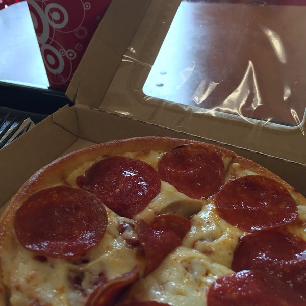 Target Cafe Pizza Hut Express Northwest Omaha 1 tip