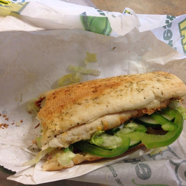 Subway 3337 Newburg Rd