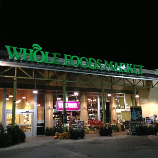 Whole Foods Market Grocery Store in East Louisville