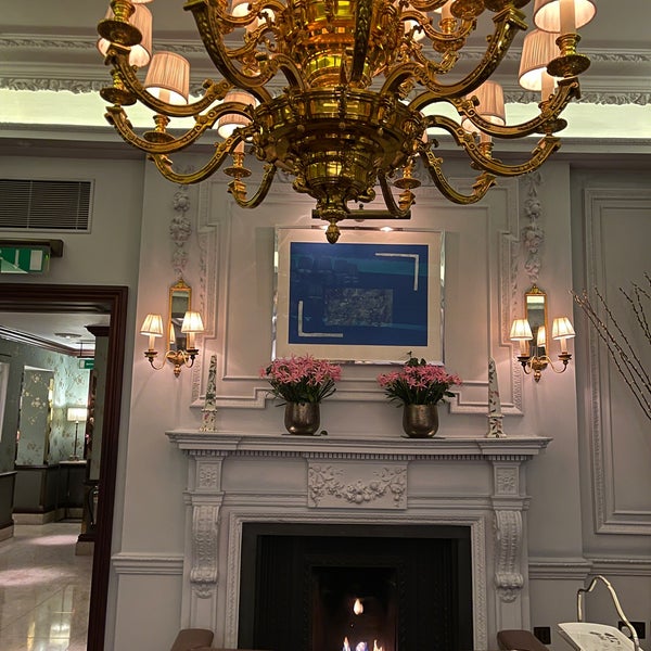 Das Foto wurde bei The Stafford London Hotel von Nastya B. am 11/6/2021 aufgenommen