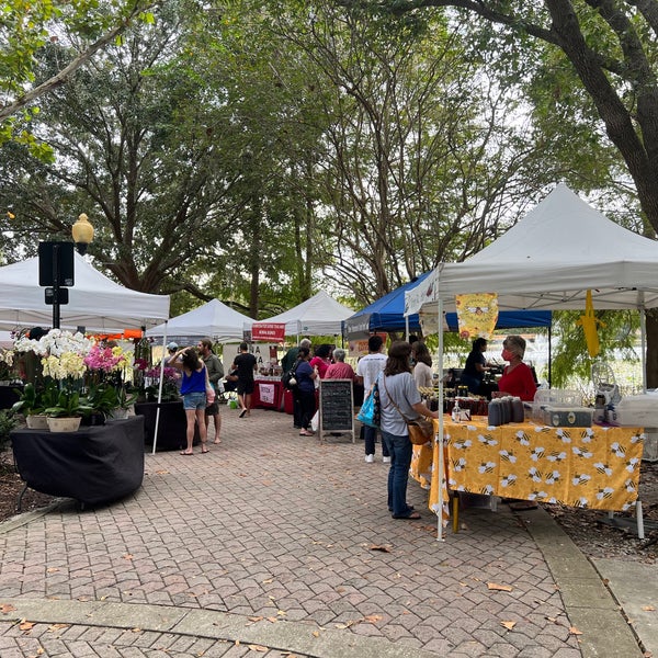 Maitland Farmers' Market At Lake Lily Farmers Market in Maitland