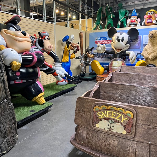 WDW Cast Connection and Property Control Walt Disney World Resort 6