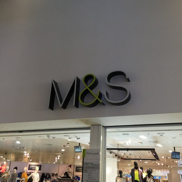 Foto tomada en Marks &amp; Spencer  por Mayor Of Jeddah el 1/13/2015