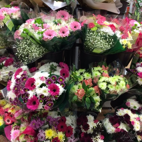 Asda Totton'da Süpermarket