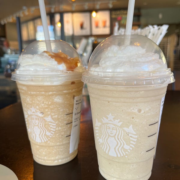 Starbucks - Coffee Shop in Corona del Mar