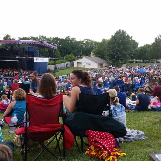 Fotos en Shawnee Mission Theater In The Park Shawnee, KS