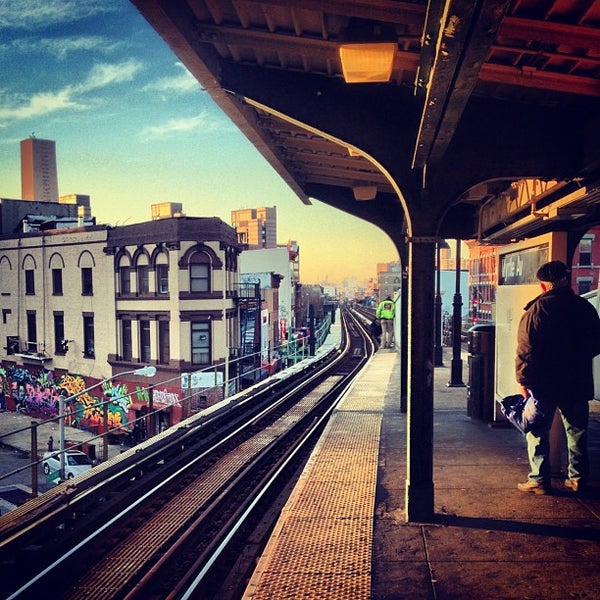 Mta Subway Myrtle Ave Broadway J M Z Bushwick Brooklyn Ny Mta Subway Myrtle Ave Broadway J M Z Bushwick Brooklyn Ny