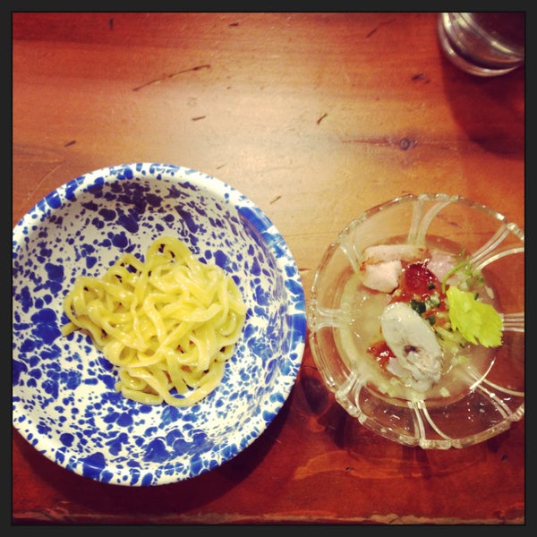 Foto diambil di Yuji Ramen Kitchen oleh A pada 4/16/2013