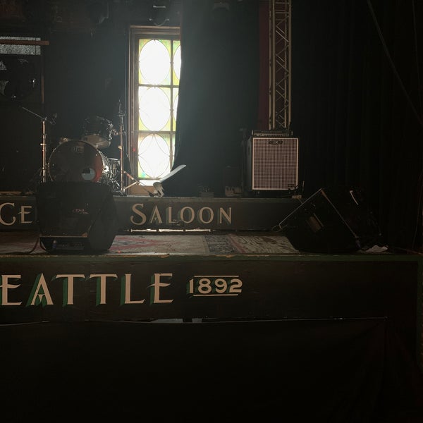 Foto tomada en The Central Saloon  por Alissa Z. el 3/6/2020
