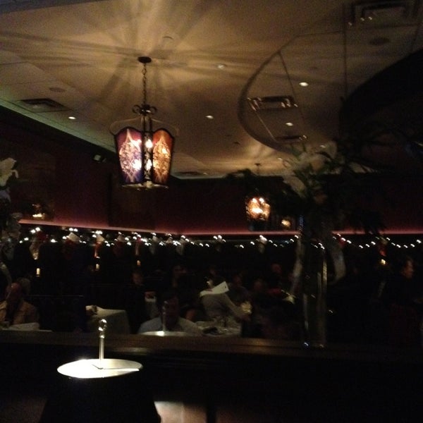 1/1/2013 tarihinde Kerryziyaretçi tarafından Silver Fox Steakhouse'de çekilen fotoğraf