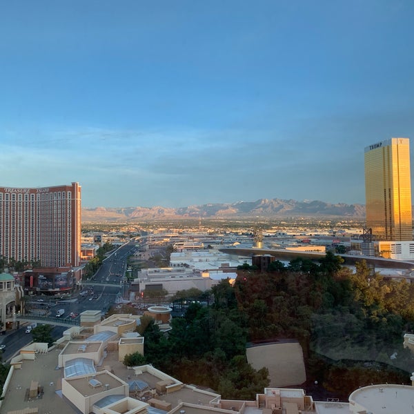 Photo taken at Wynn Tower Suites by Kerry on 6/10/2019