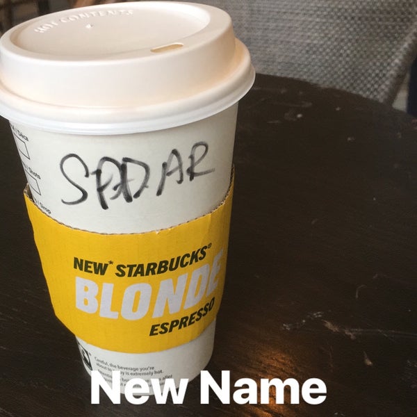 Снимок сделан в Starbucks пользователем Serdar S. 1/25/2019