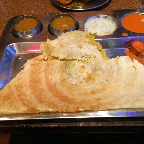 Das Foto wurde bei Karaikudi Chettinad South Indian Restaurant von Terrence C. am 8/16/2014 aufgenommen