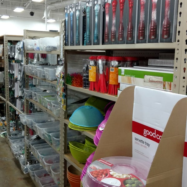 Old Time Pottery Tienda miscelánea