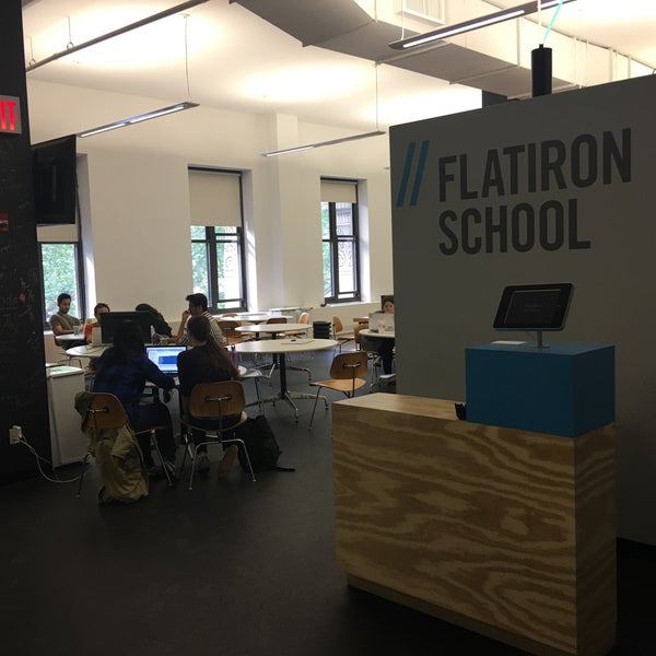 Foto tirada no(a) Flatiron School por Wesley V. em 5/19/2016