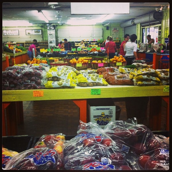 Graham's Produce Market Farmers Market in City