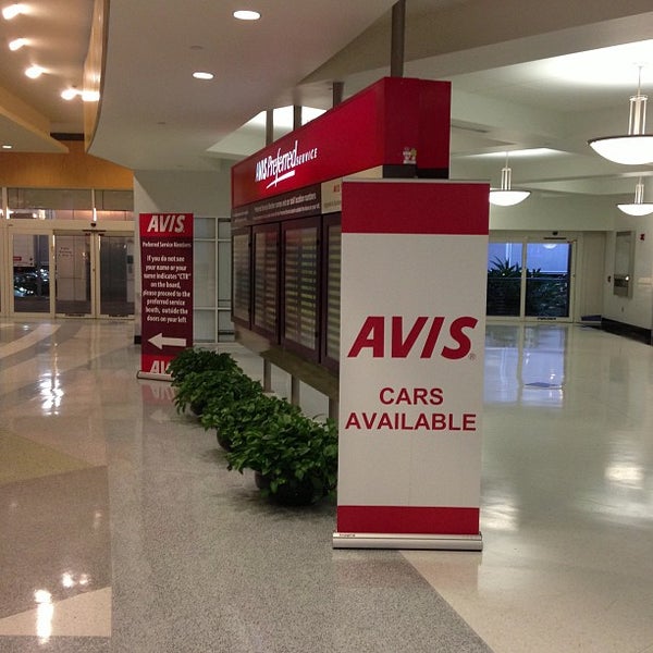 Photos at Avis Car Rental - George Bush Intercontinental Airport