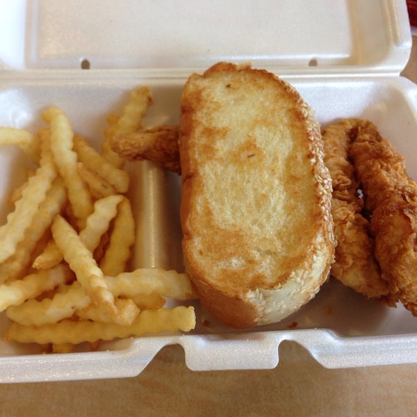 Photo taken at Raising Cane&#39;s Chicken Fingers by Christine M. on 8/16/2014
