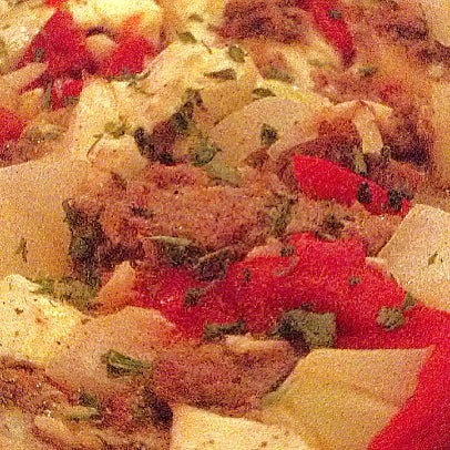 Foto diambil di Gusto Pizza Co. oleh Francisco P. pada 11/19/2012