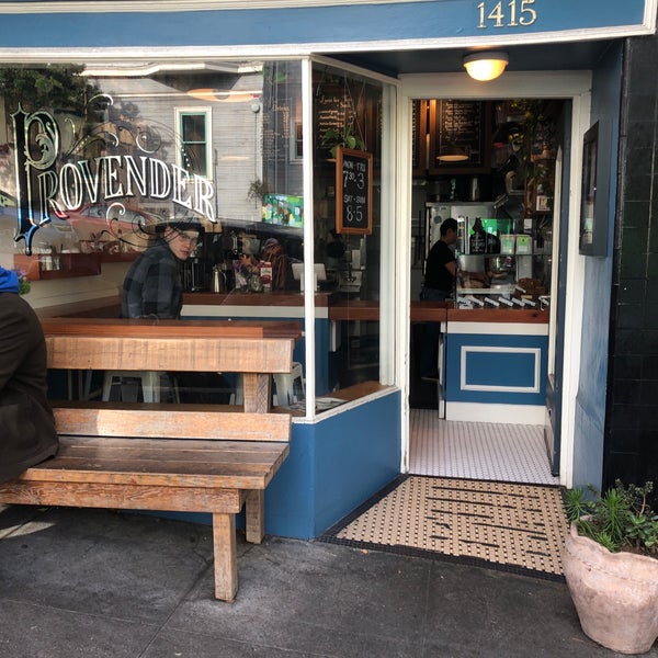 1/26/2019 tarihinde Kyle P.ziyaretçi tarafından Provender Coffee'de çekilen fotoğraf