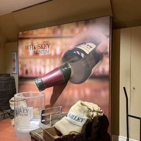 Photo taken at Irish Whiskey Museum by Yolanda C. on 12/29/2019