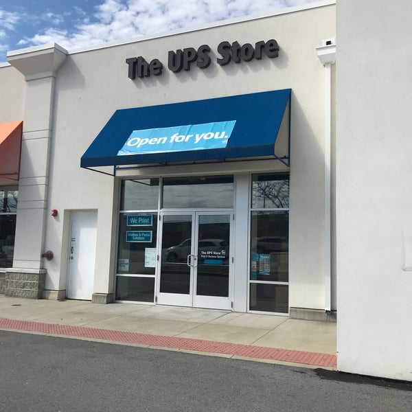 The UPS Store Shipping, Freight, and Material Transportation Service