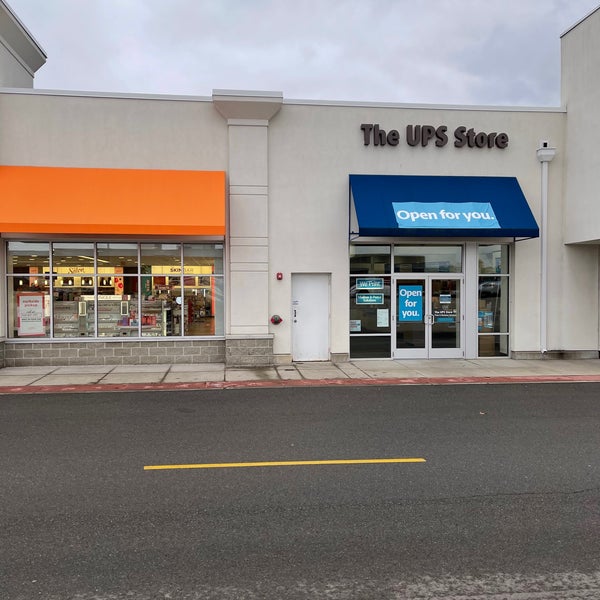 The UPS Store Shipping, Freight, and Material Transportation Service