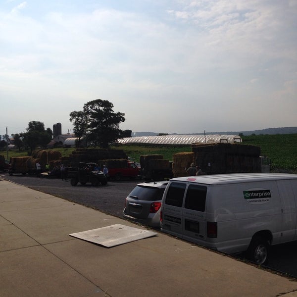 Kutztown produce auction Fleetwood, PA