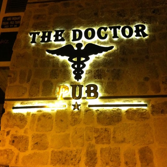 Photo prise au The Doctor Meyhane par Joseph Ç. le12/5/2012