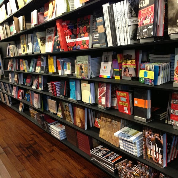 12/19/2012にLindsay W.がChronicle Booksで撮った写真