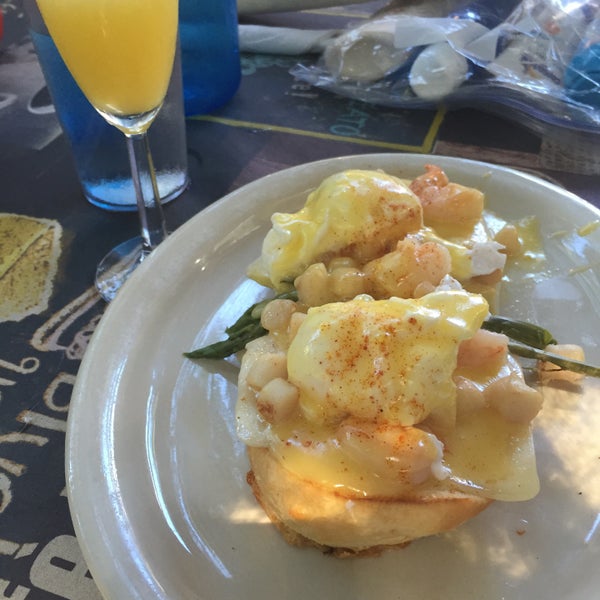 Skip this one. Seafood is frozen then cooked and the scallops are tiny and tough. Crepes are great, however. Service could be more friendly. Mimosas are good if you ask for a small bit of OJ.