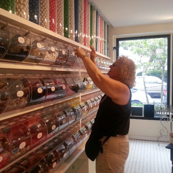 7/12/2013 tarihinde Francesca N.ziyaretçi tarafından Sugar Shop'de çekilen fotoğraf