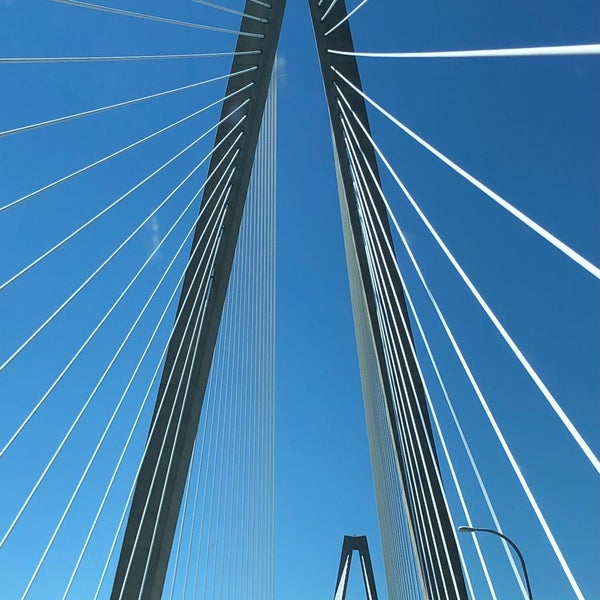 รูปภาพถ่ายที่ Arthur Ravenel Jr. Bridge โดย Kelly เมื่อ 9/23/2021