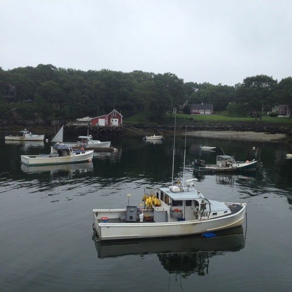 Shaw's Fish and Lobster Wharf New Harbor, ME