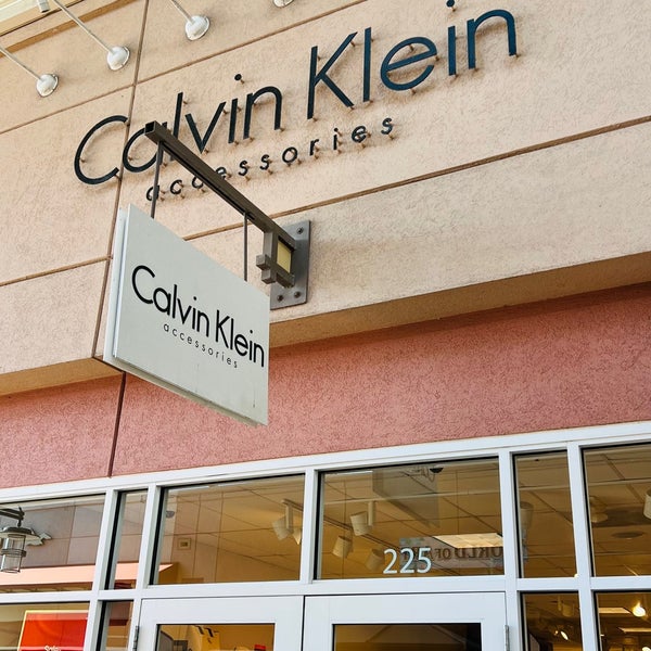 Calvin Klein - Aurora, IL
