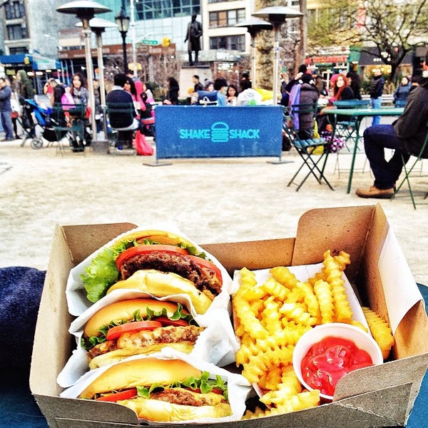 Shake Shack - Burger Joint in New York