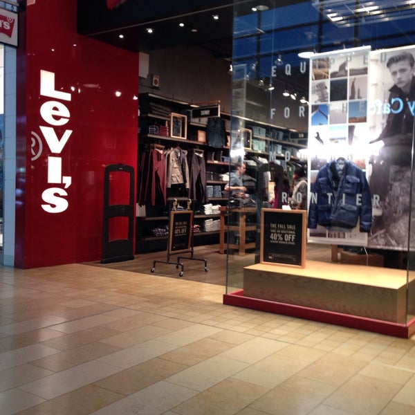 Levi's Store - Toronto, ON