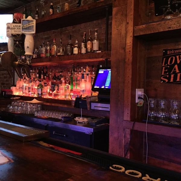 Бар в париже. Красивый бар. Красивые слоганы для бара во франции. Drawbar settings. Стейшен для ресторана.