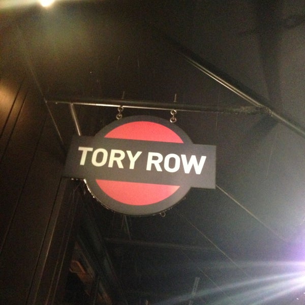 Foto tirada no(a) Tory Row por Error404 H. em 3/5/2013
