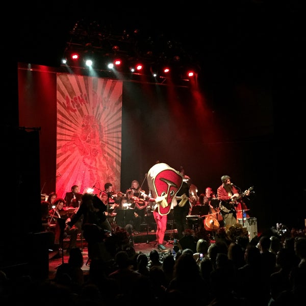 Foto tirada no(a) Georgia Theatre por R W. em 4/29/2015