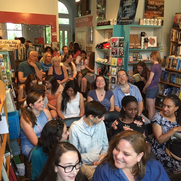 5/24/2015にR W.がAvid Bookshopで撮った写真