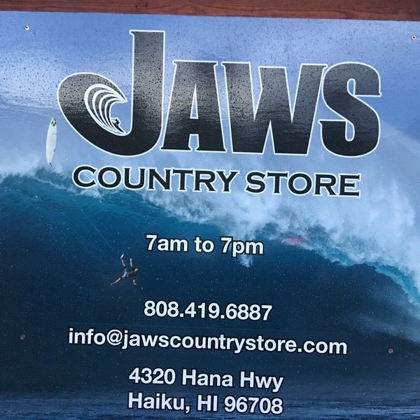 11/26/2017 tarihinde Danuzio P.ziyaretçi tarafından Jaws Country Store'de çekilen fotoğraf