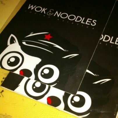 Das Foto wurde bei Wok &amp; Noodles von Ross del Aura C. am 1/26/2013 aufgenommen