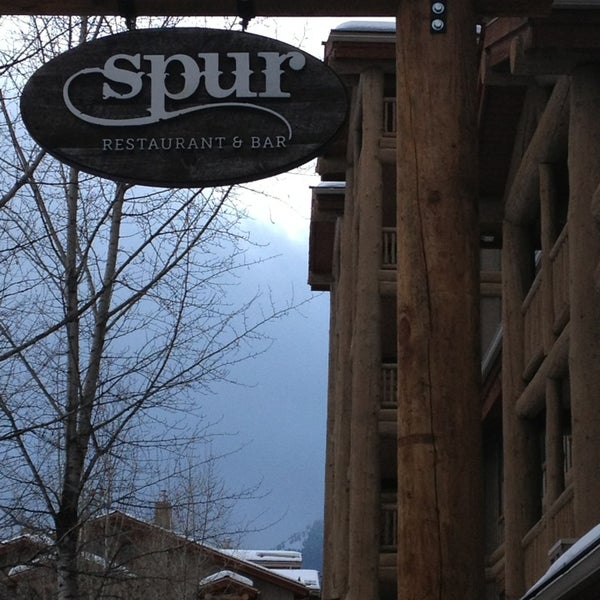 Снимок сделан в Spur Restaurant &amp; Bar пользователем Rose C. 1/25/2013