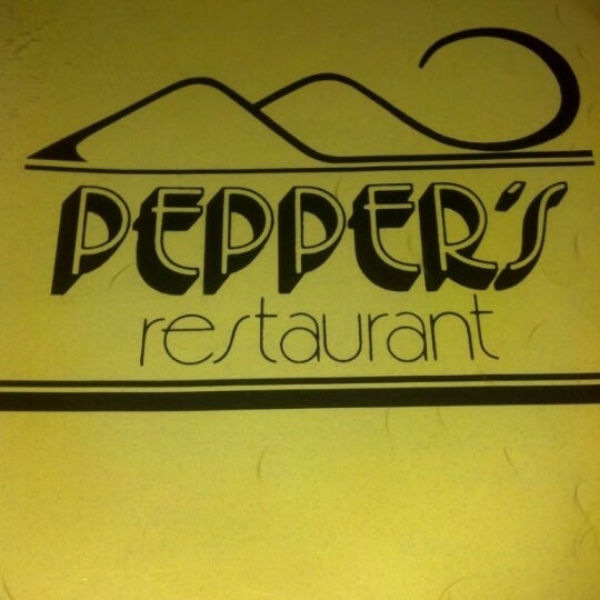 9/14/2012에 Will O.님이 Pepper&#39;s Restaurant &amp; Bar에서 찍은 사진