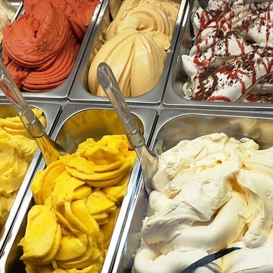Photo taken at FIB - il vero gelato italiano (geladosfib) by FIB - il vero gelato italiano (geladosfib) on 4/18/2016